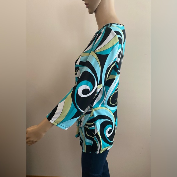 Dressbarn - Picture 2 of 3